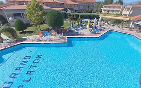 Grand Platon Hotel 4